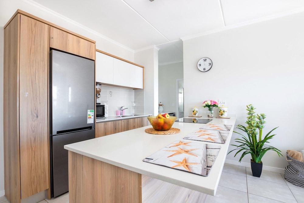 Richwood Modern Condo