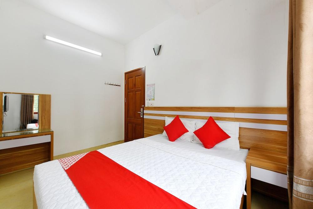 OYO 358 Trung Nui Hotel