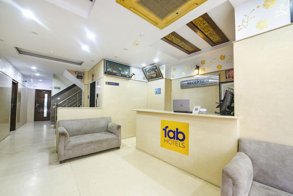 FabExpress Jaggi Palace