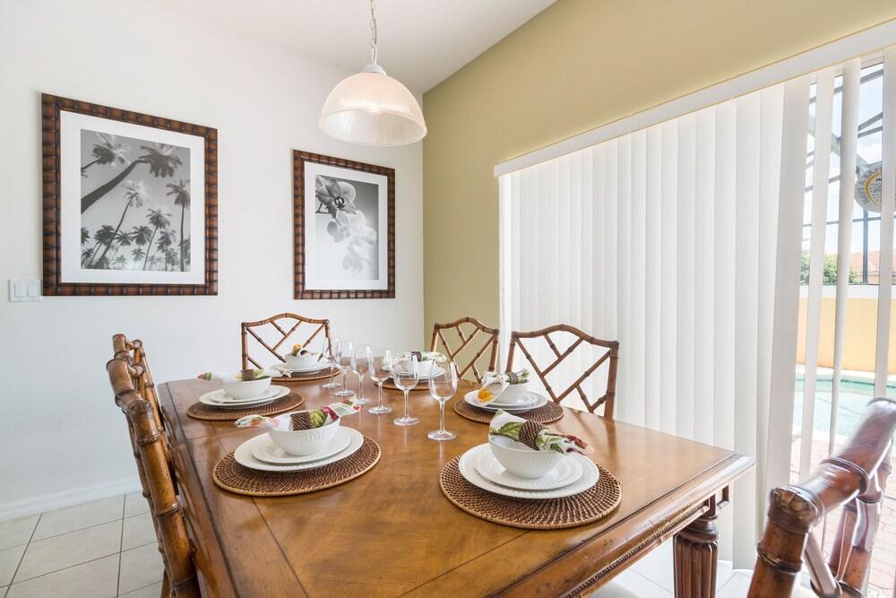 Encantada Rose by VillaDirect