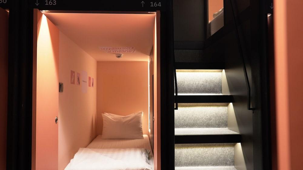 Capsule Transit KLIA2 Airside