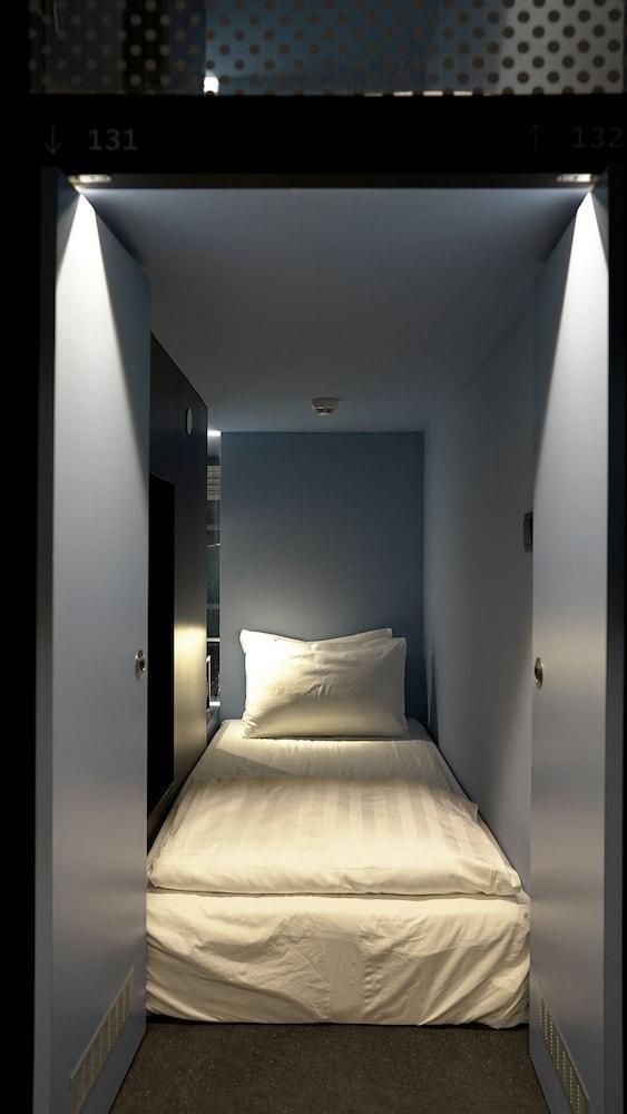 Capsule Transit KLIA2 Airside