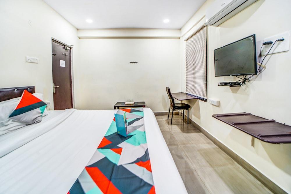 FabExpress Akshaya Inn