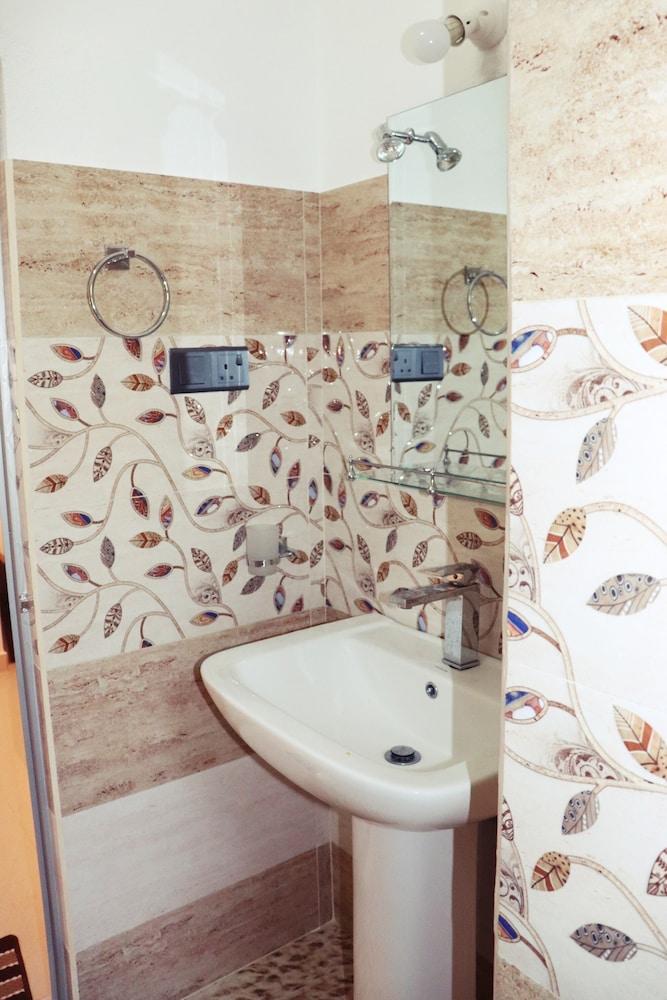 Sea Avenue Eco Garden