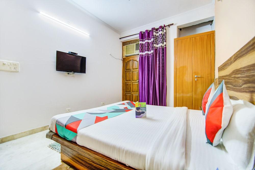 FabExpress Sky Residency