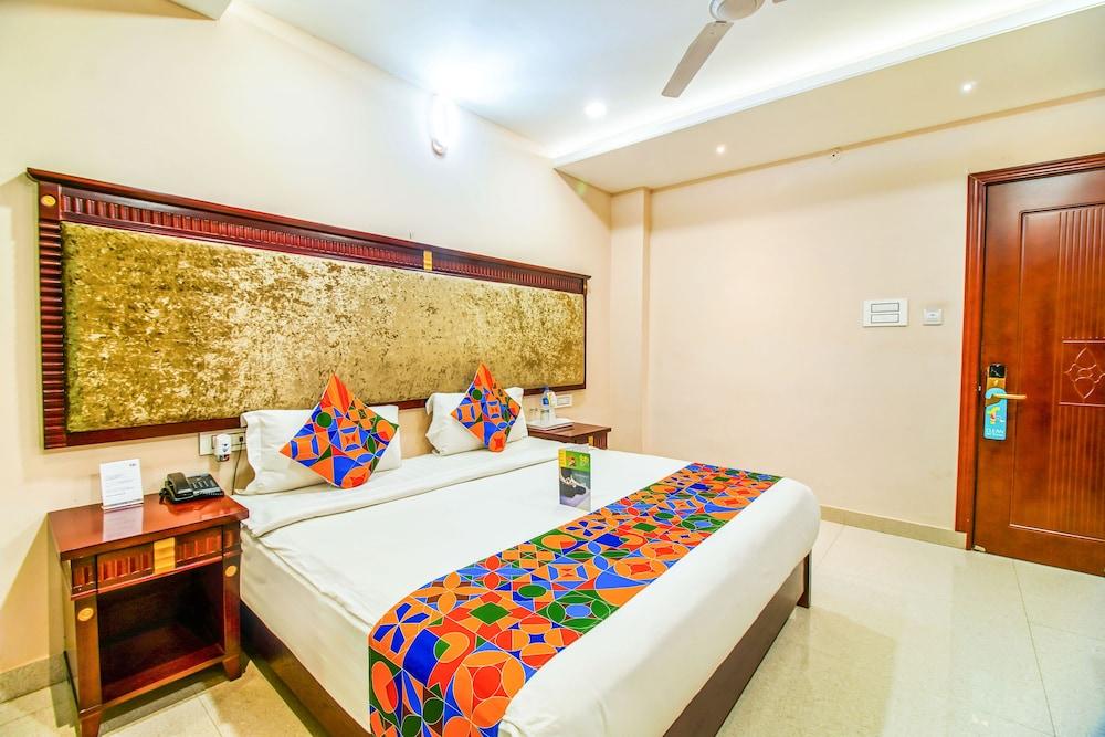 FabHotel Eleven Heights