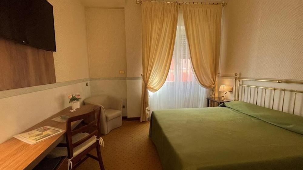 Hotel Roma