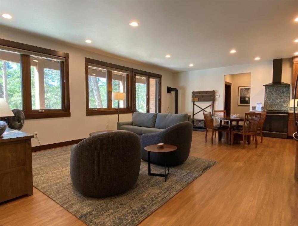 Fl361 Lost Loon Lake Luxury Apartment