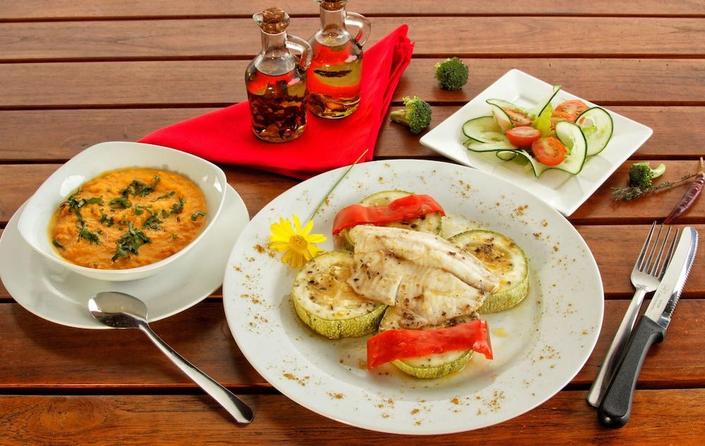 Ananta Wellness & Retreat