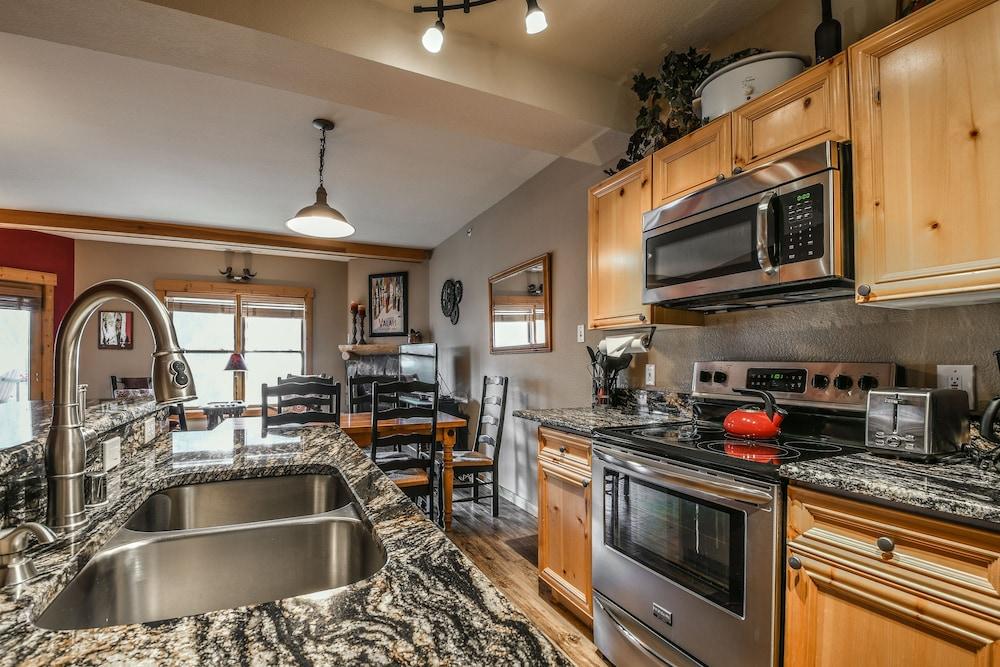 Tenderfoot Lodge 2673