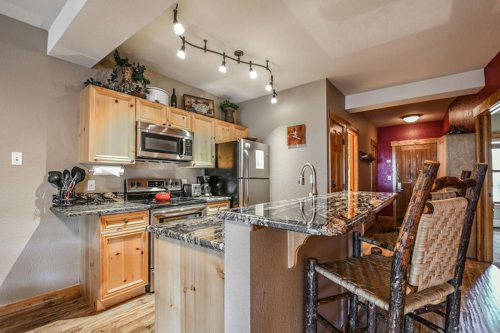 Tenderfoot Lodge 2673