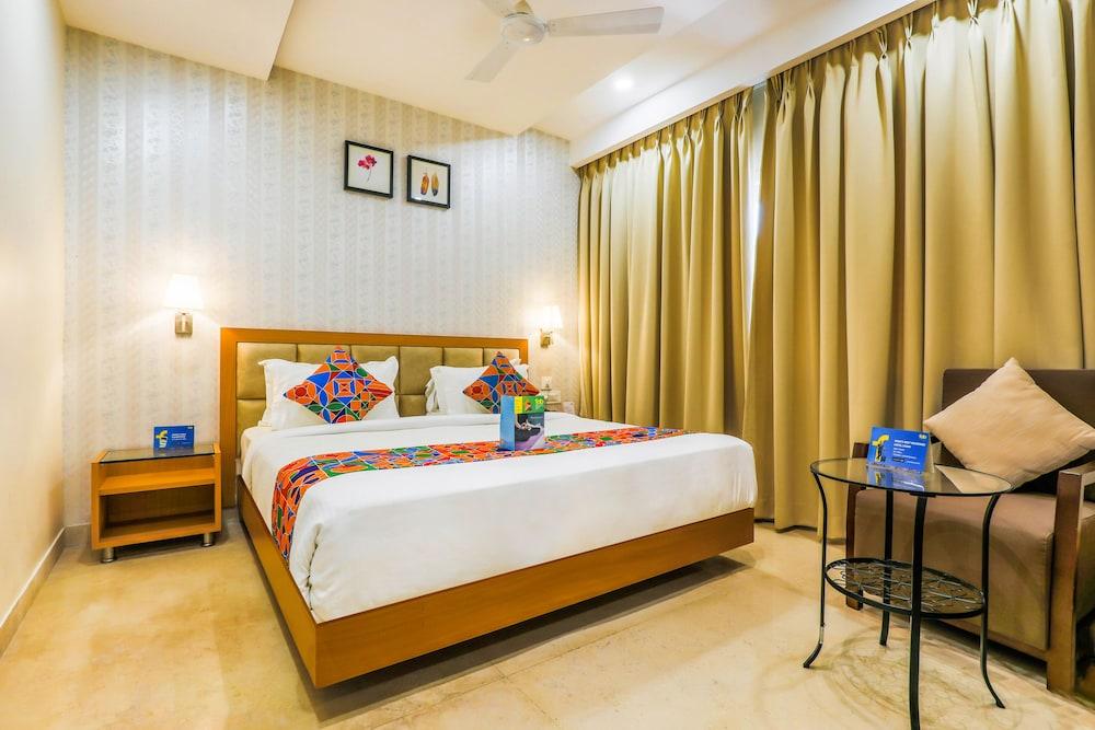 FabHotel Capitol Suites