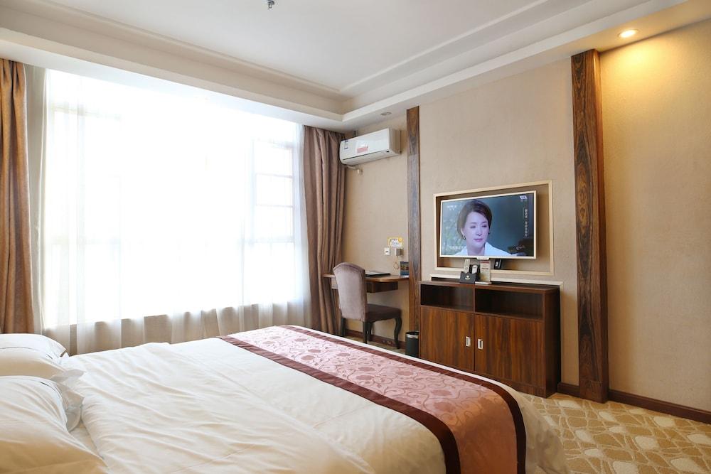 Guangzhou Helong Hotel
