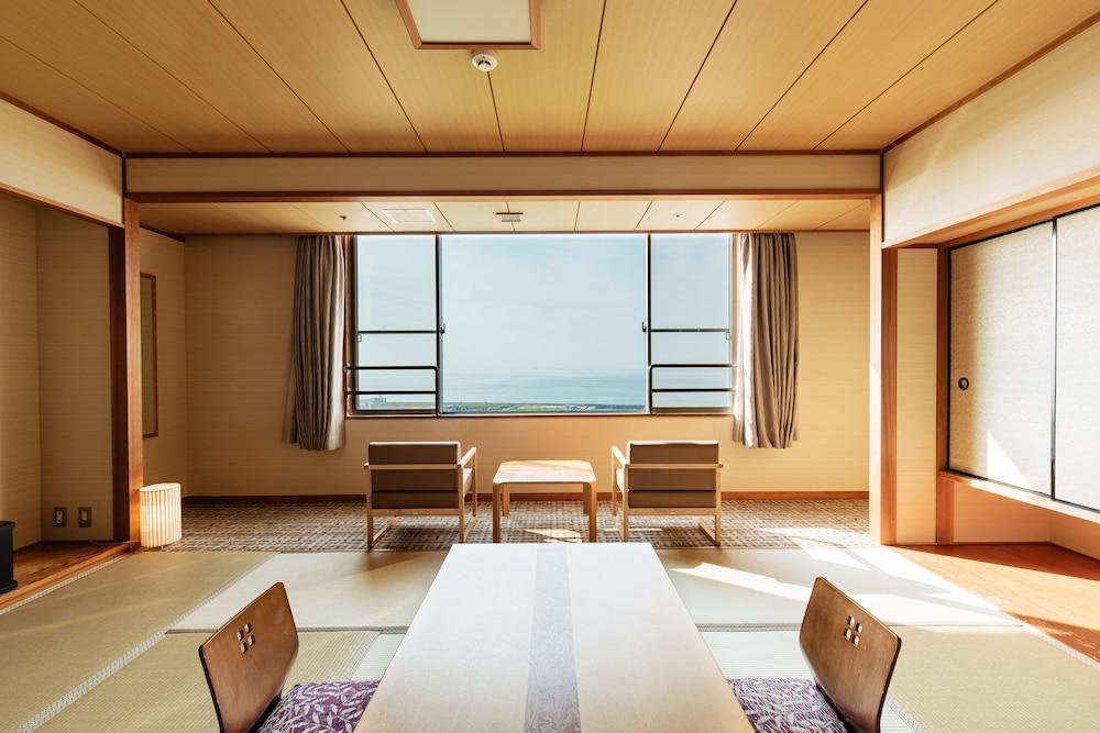 Kamenoi Hotel Awajishima