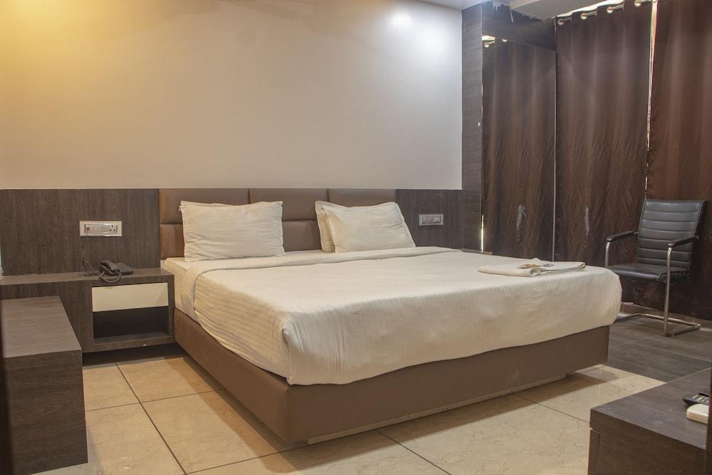 Hotel The Bentree, Bhopal