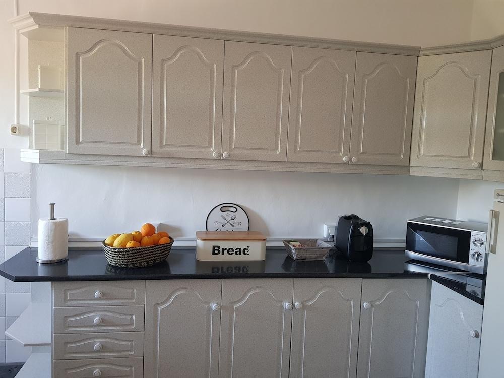 Divor Country Houses