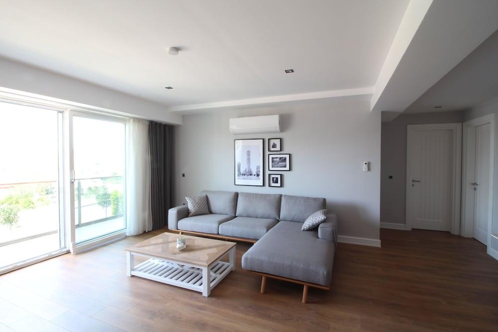 Elia Apartments Side