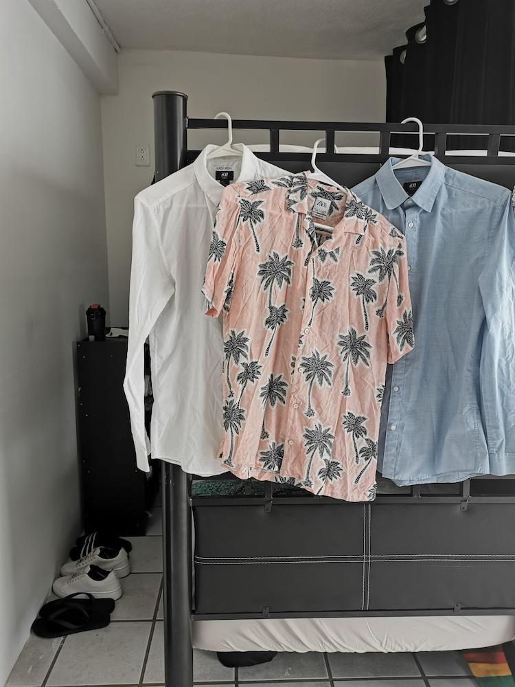 Vela Lounge & Hostel PV - Caters to Male