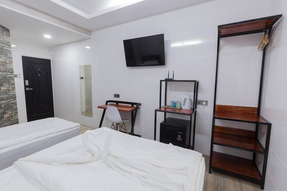 Lee Luxury Home USM Penang