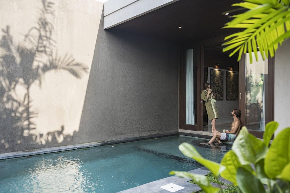 Adiwana Unagi Suites