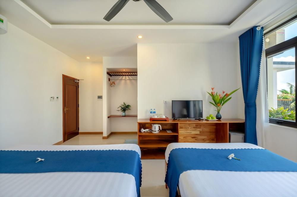 Sands River Hoi An Villa