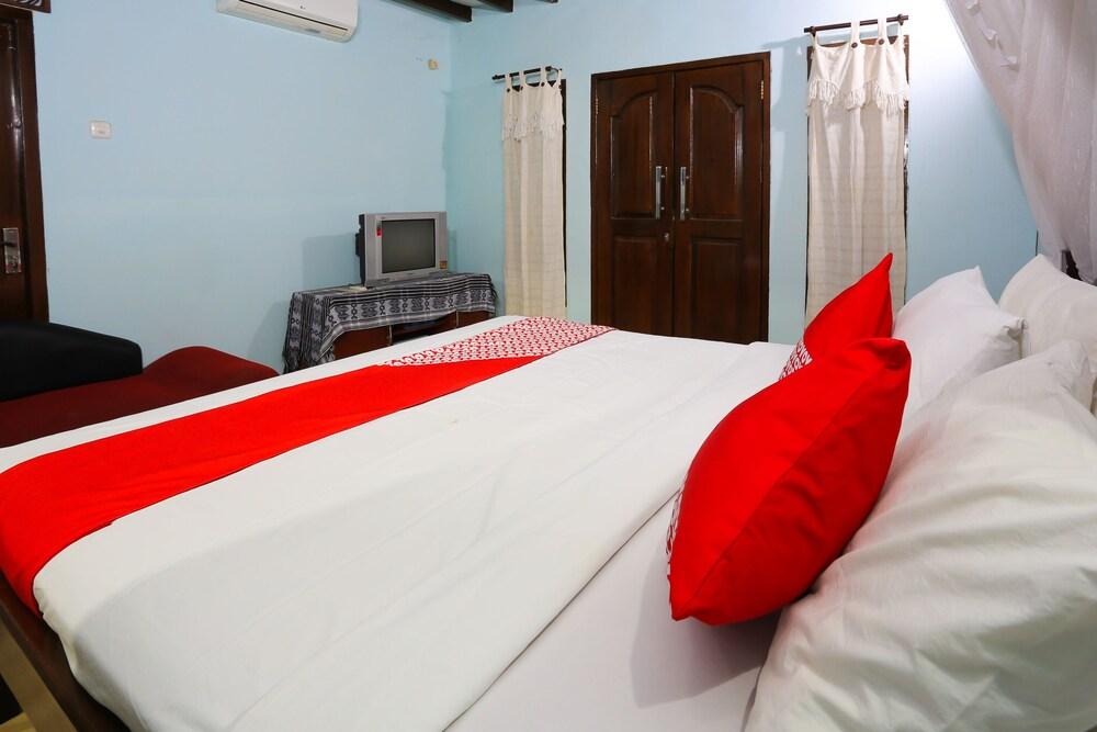 OYO 1365 Sunrise Lumbung