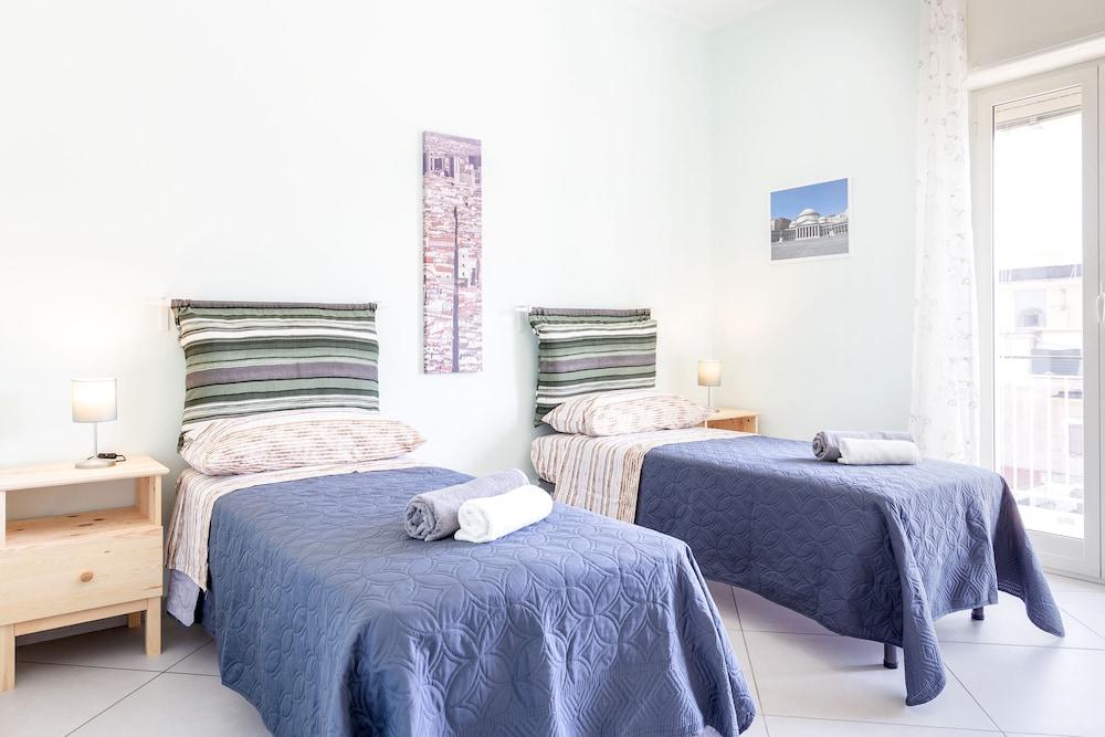 Airport Capodichino Napoli Flat