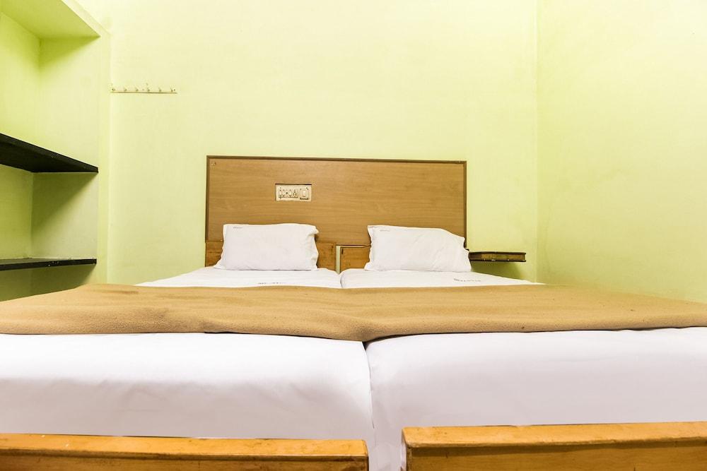 SPOT ON 61149 Hotel Sivanthi