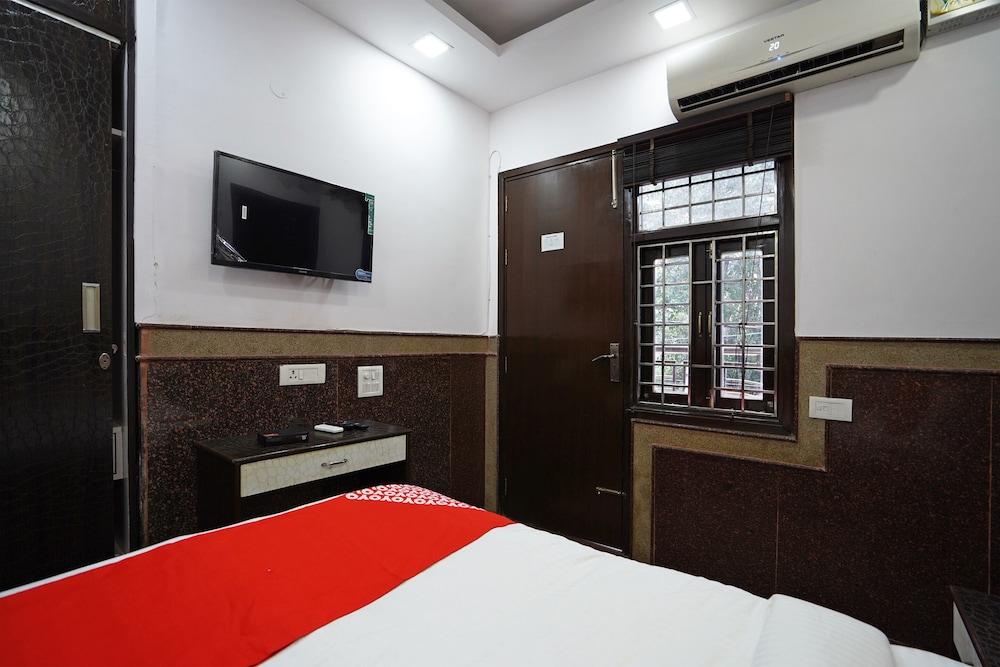 OYO 49019 Aasha Residency