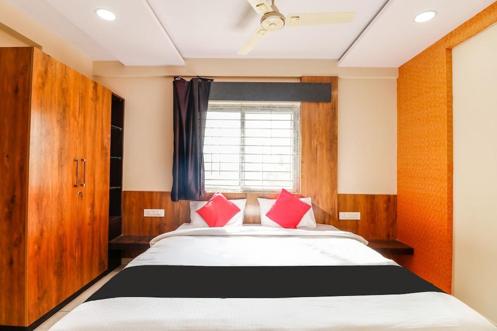 Capital O 62363 N R Residency