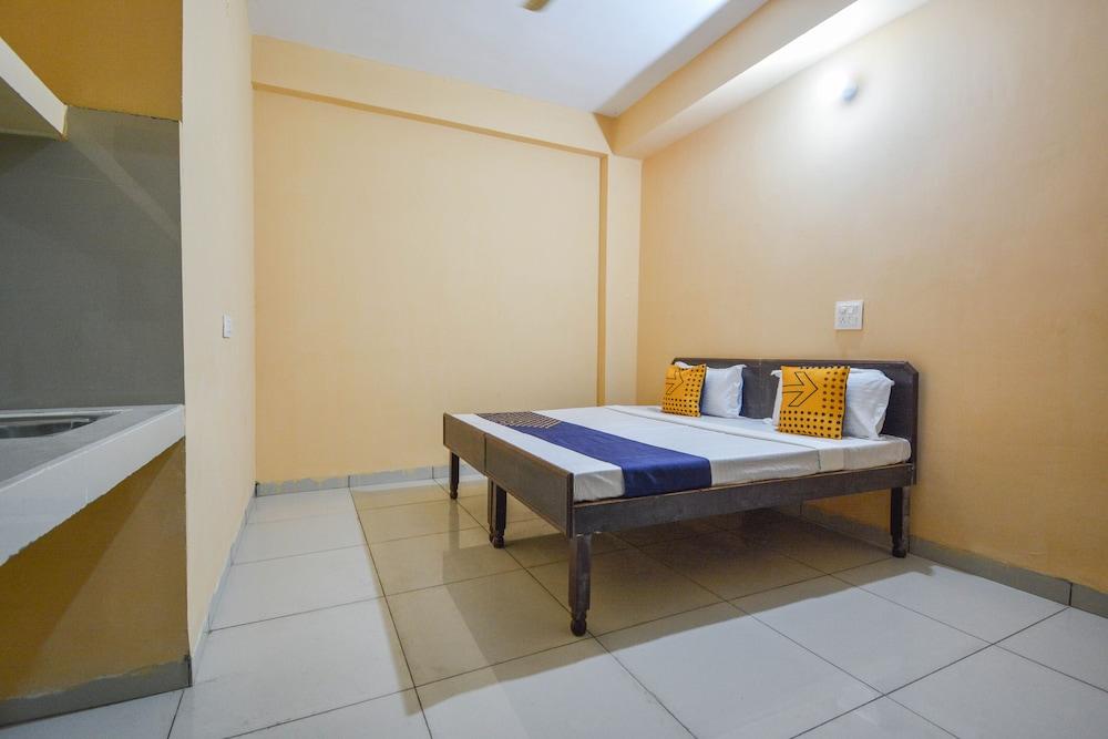 SPOT ON 61033 Hotel Diamond