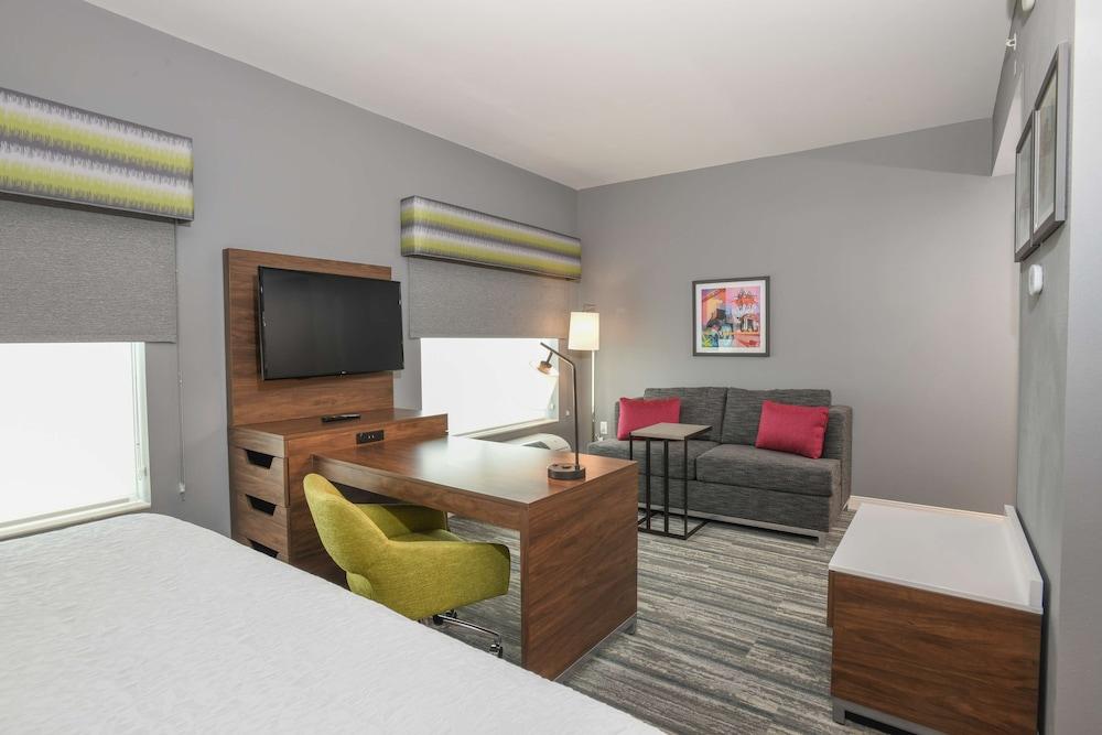 Hampton Inn & Suites Cincinnati Liberty Township