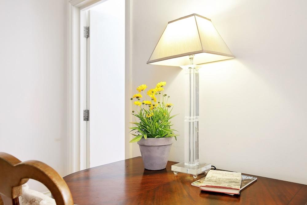 Classic Beautiful Apartment