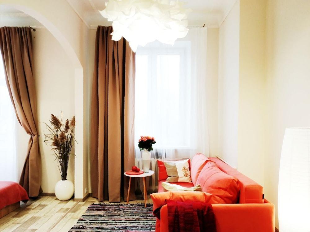 MalinaApt Creme Brulee