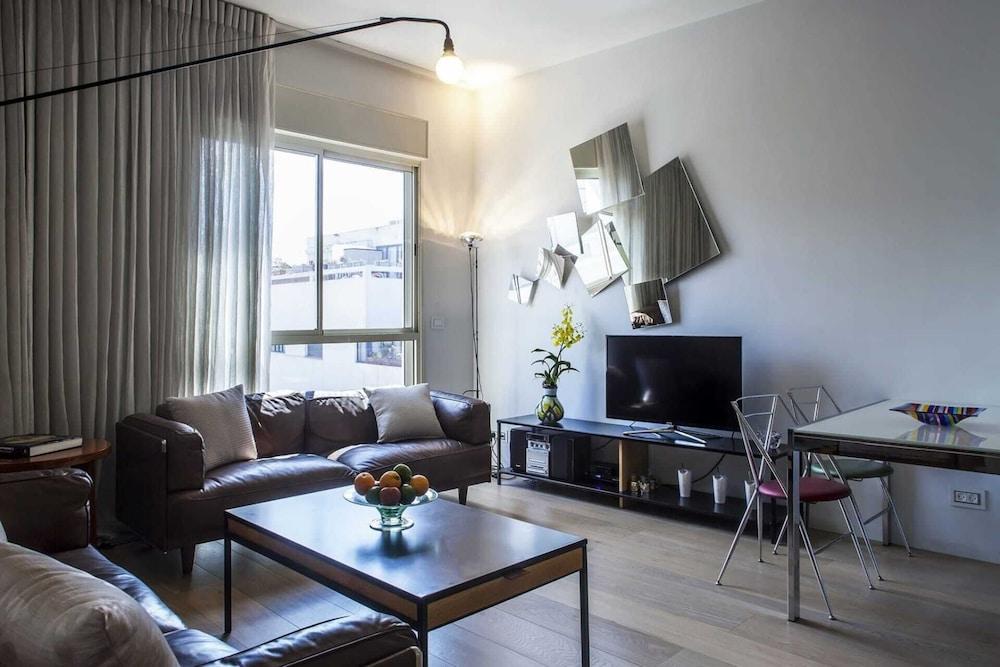 Duplex Penthouse by Rothschild Pkg TL54