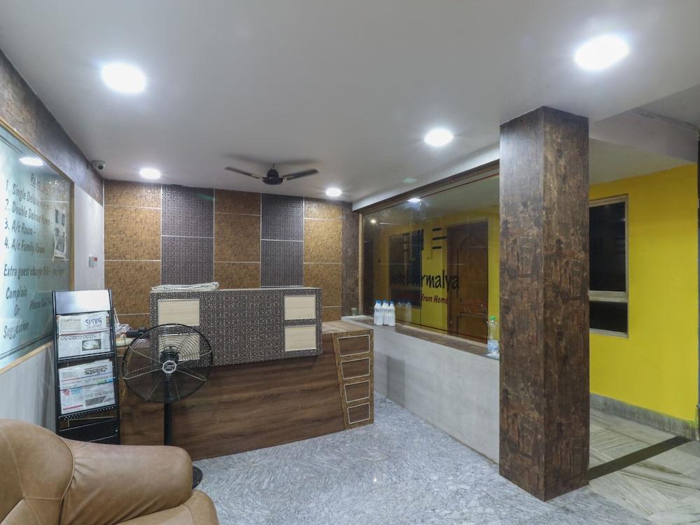 SPOT ON 35444 Hotel Nirmalya