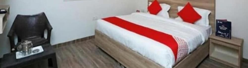 Hotel Aerocity Golden