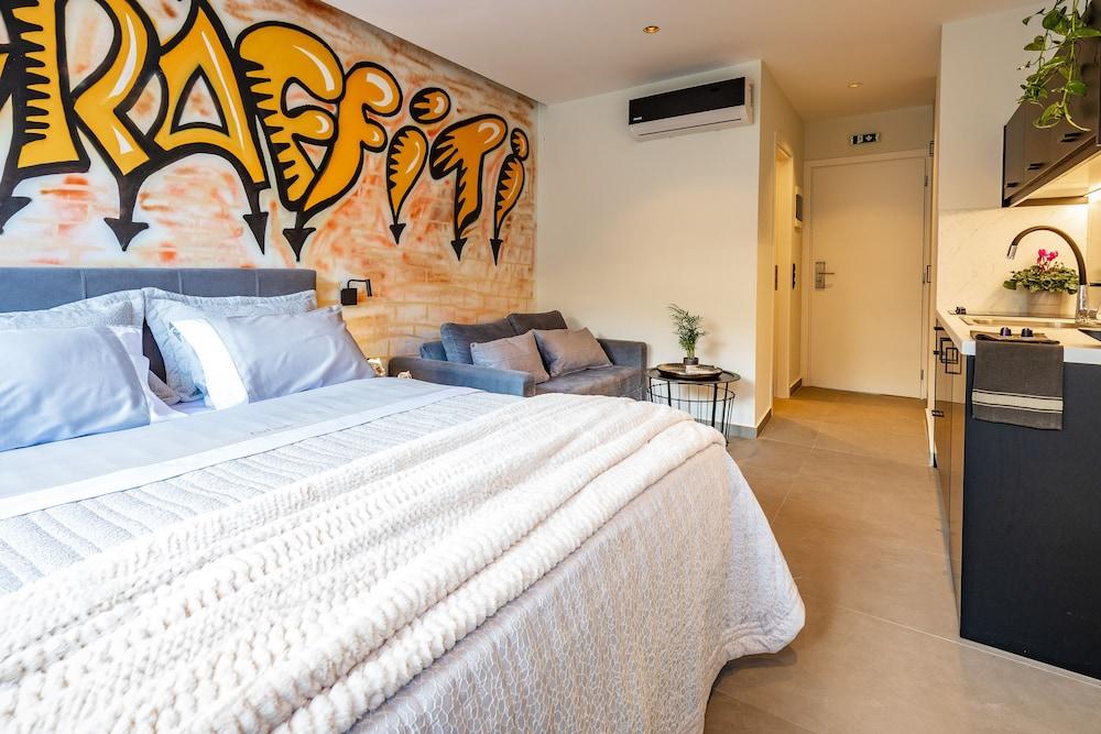 Triple A - Agion Anargiron 22