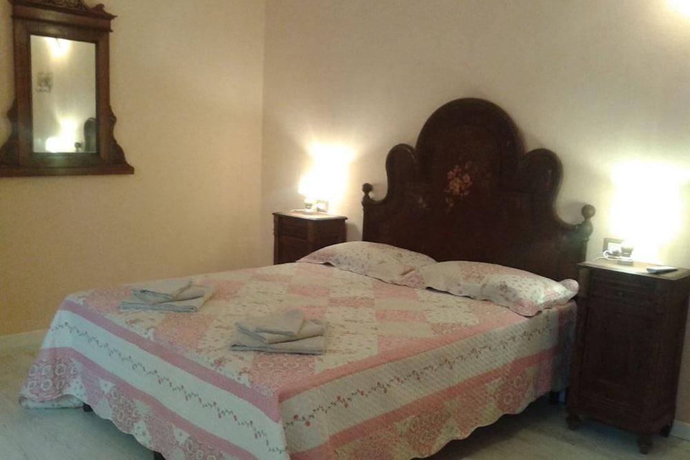 Hotel Gli Acquerelli Bed & Breakfast