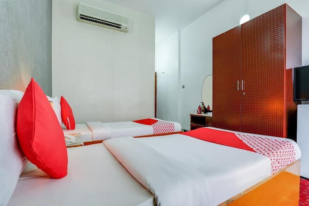 OYO 339 Vienna Hotel