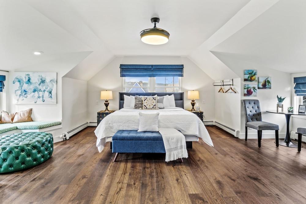 Bespoke Inn Flagstaff