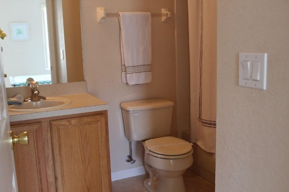 4BR Davenport Townhome by Watson-307CA