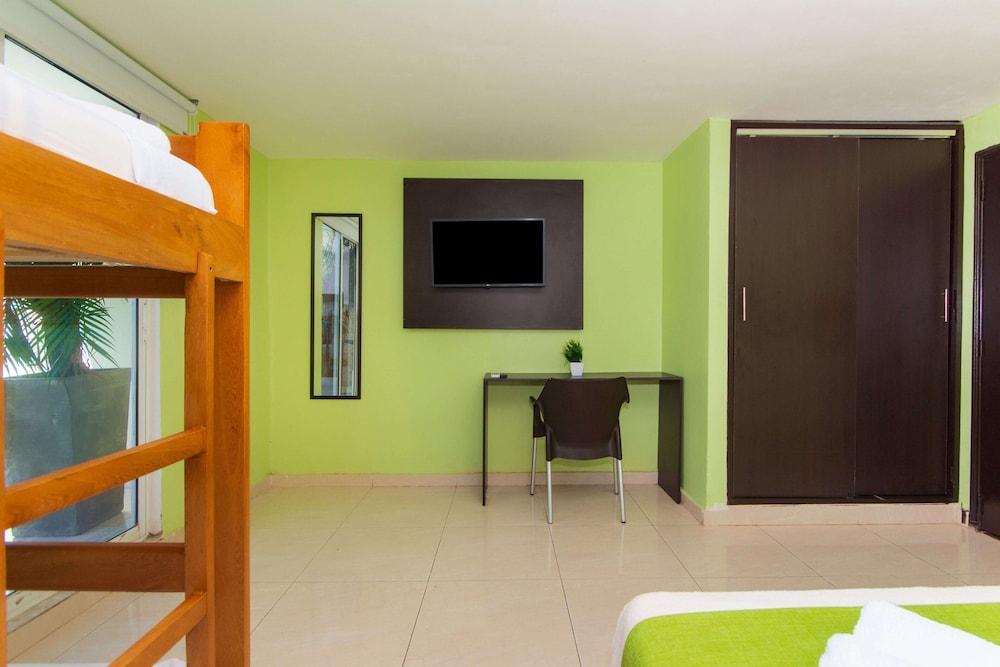 Hotel Avexi Suites By Geh Suites