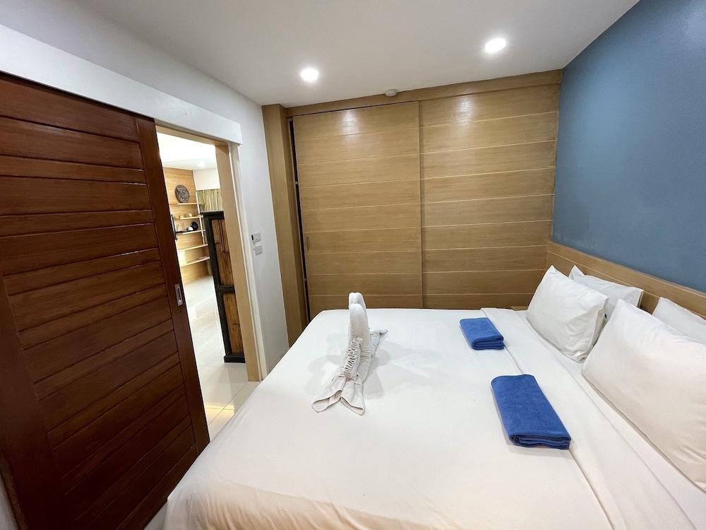 Patong Tower by Lofty