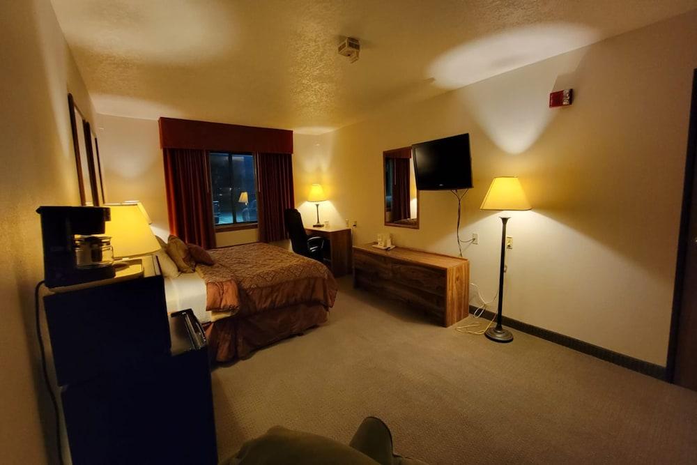 Single Tree Inn Hotel O