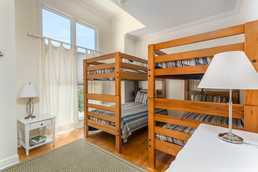 22 Coast Cottages by Hodnett Cooper