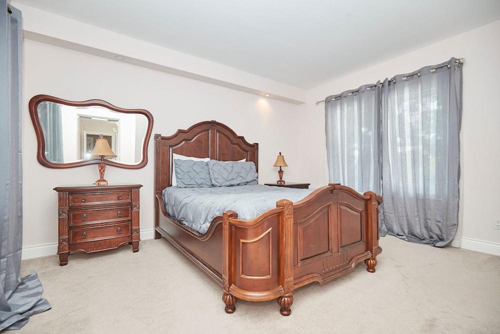 Magnificent Stay by The Falls