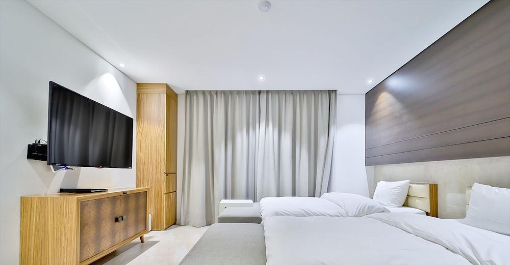 Golden Hotel Incheon