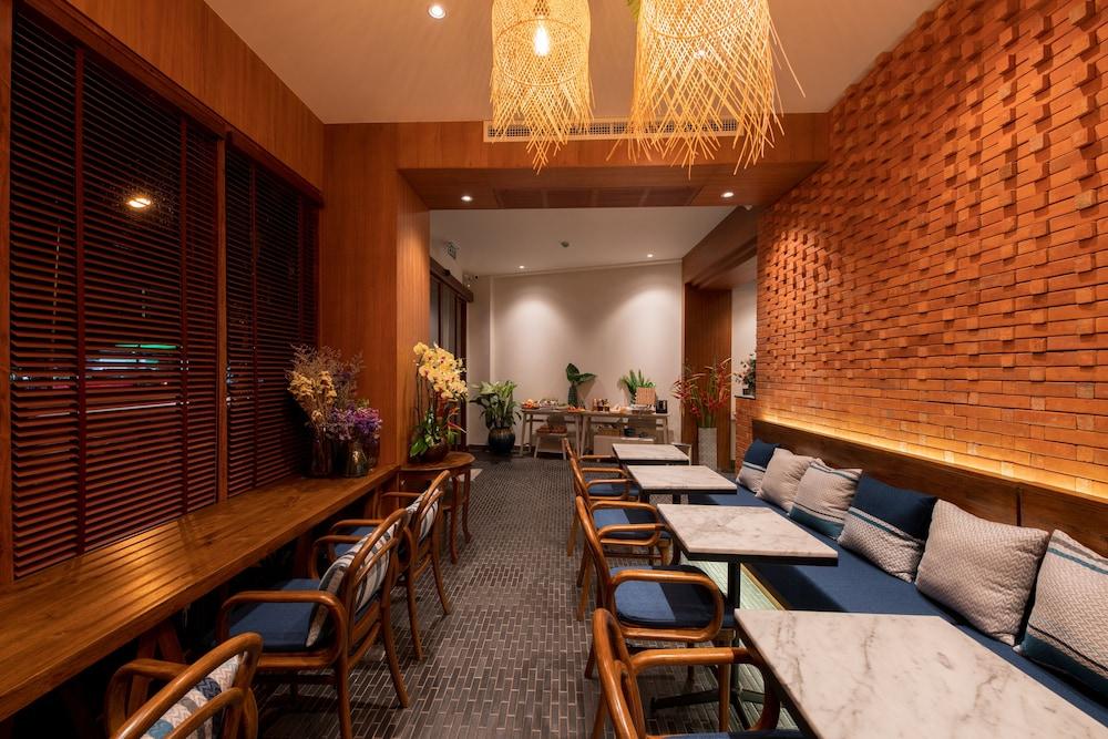 Salee Boutique Hotel