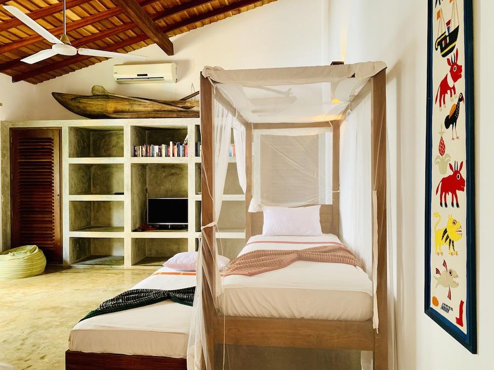 Thambilli Beach Front Villa